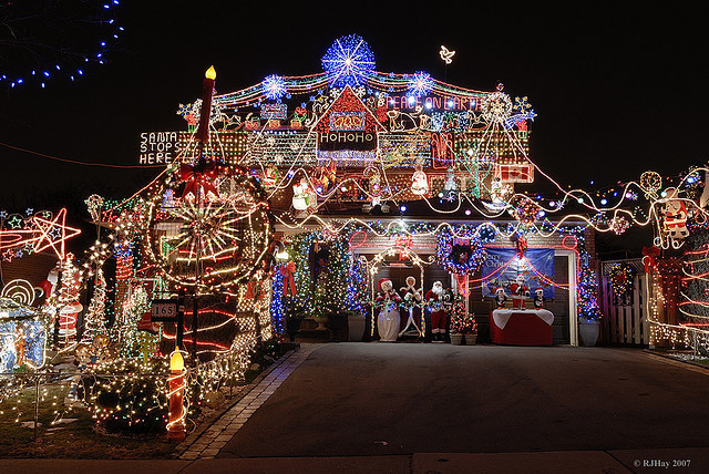 Outdoor Christmas Displays
 Make your home Sparkle this Christmas – Christmas Lights