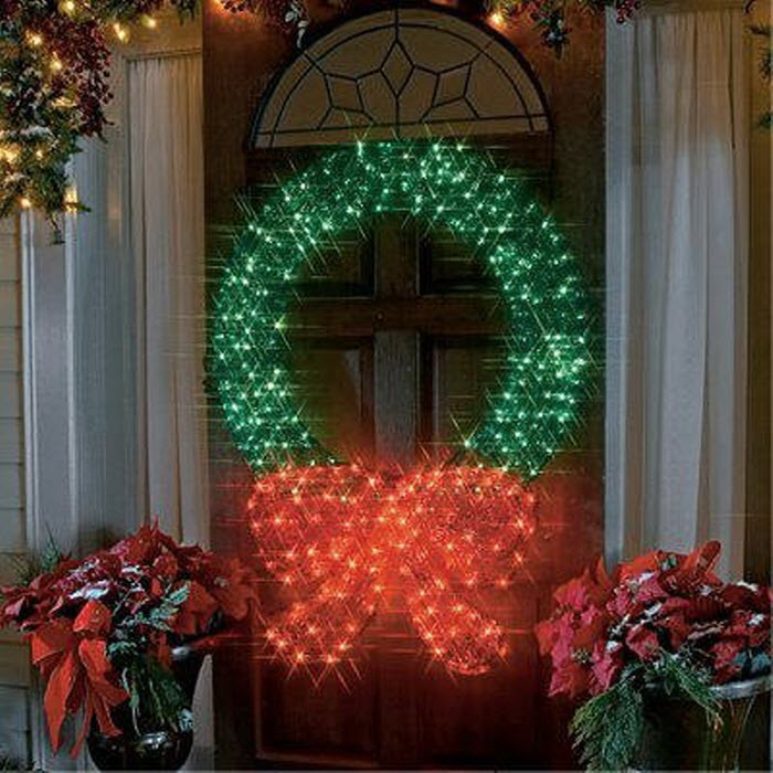 Outdoor Christmas Garland With Lights
 Attractive Christmas Home Decoratives