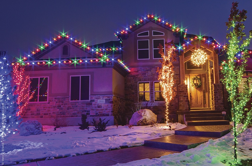 Outdoor Christmas Lighting Ideas
 Outdoor Christmas Lights Ideas For The Roof