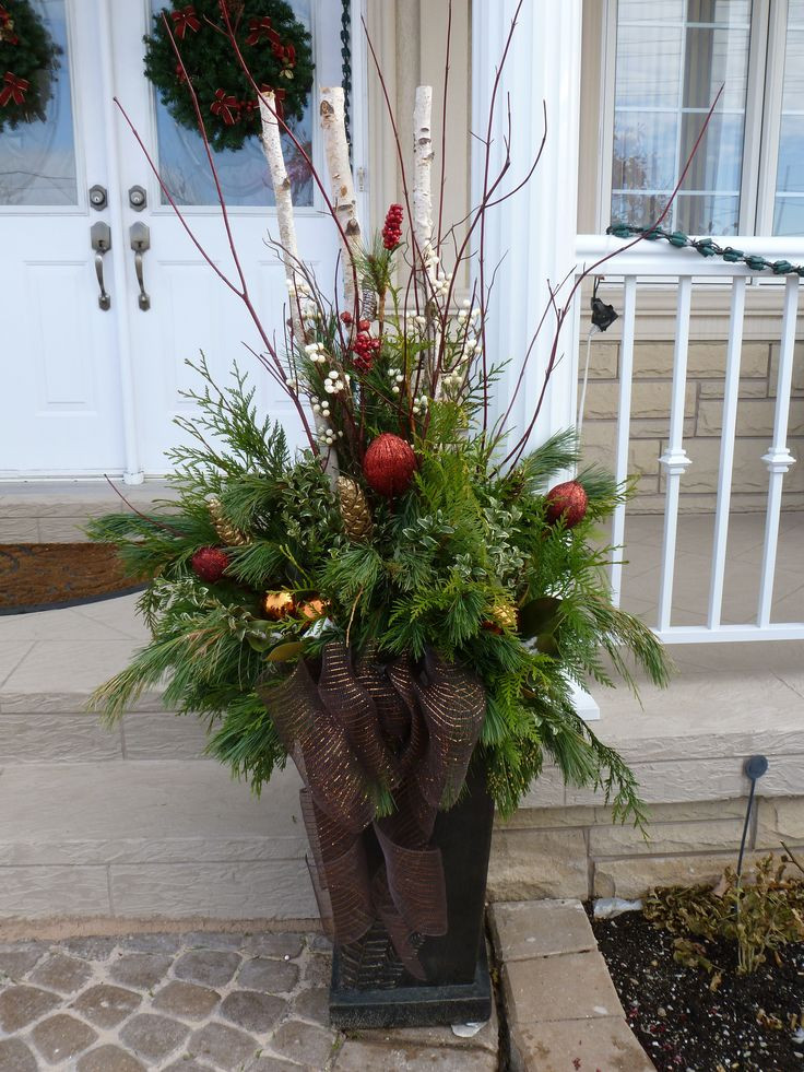 Outdoor Christmas Planters
 Best 25 Christmas Planters ideas on Pinterest