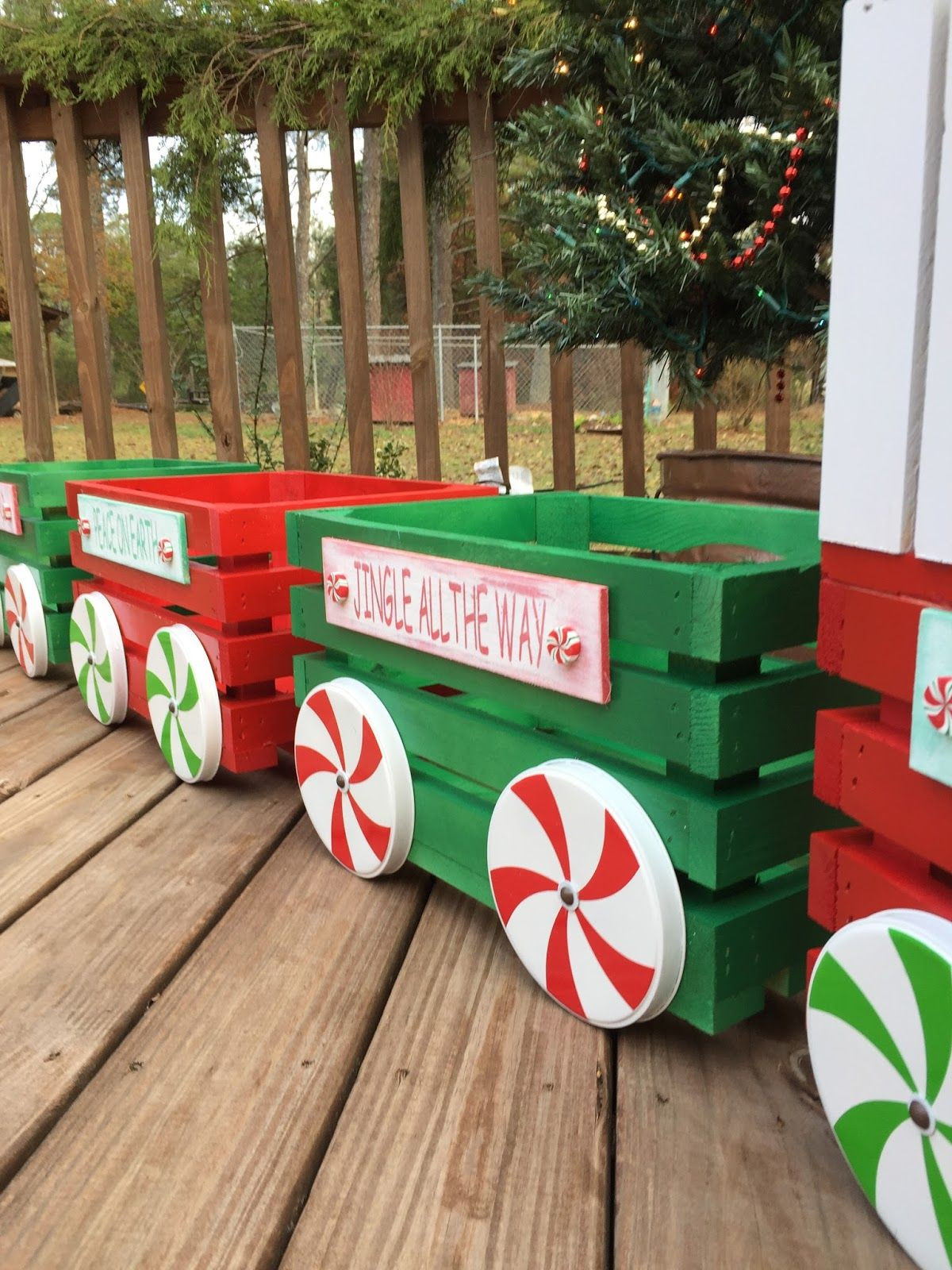 Outdoor Christmas Train
 Oh my I LOVE LOVE LOVE how my little crate train turned