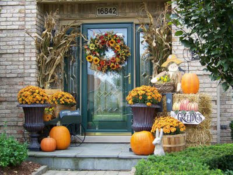 Outdoor Fall Decorating Ideas
 Bloombety Good Autumn Porch Decorating Ideas Autumn