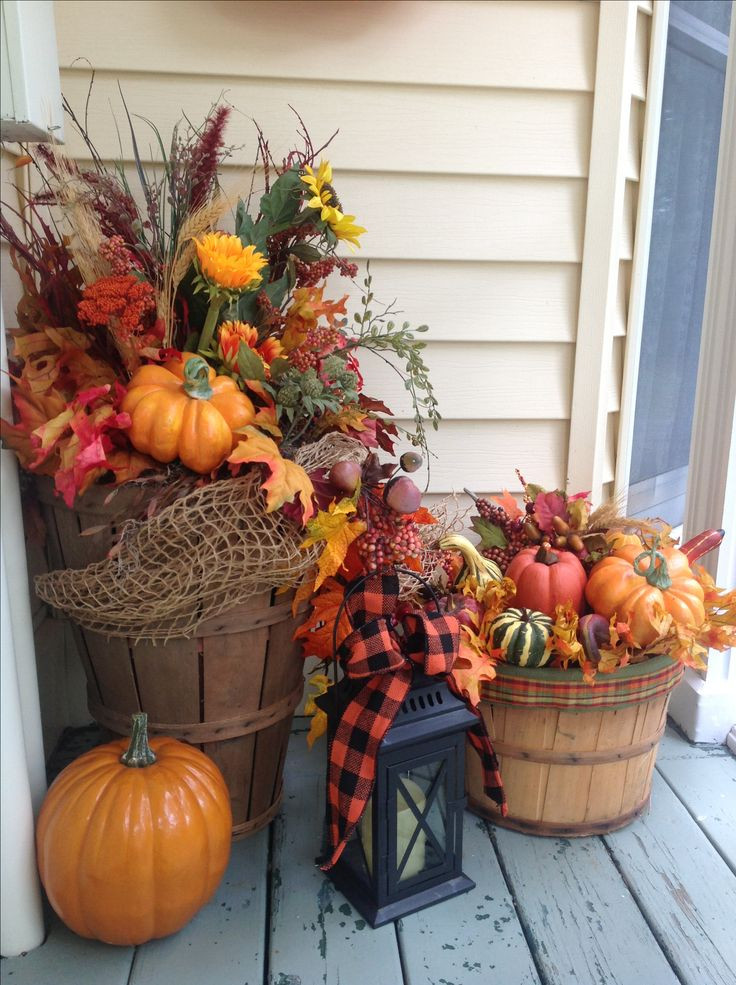 Outdoor Fall Decorations
 Best 25 Thanksgiving decorations outdoor ideas on