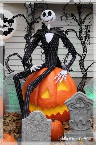 Outdoor Halloween Decorations On Sale
 25 best ideas about Halloween yard displays on Pinterest