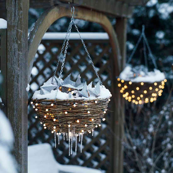 Outdoor Hanging Christmas Decorations
 30 Outdoor Christmas Decorations Decoholic