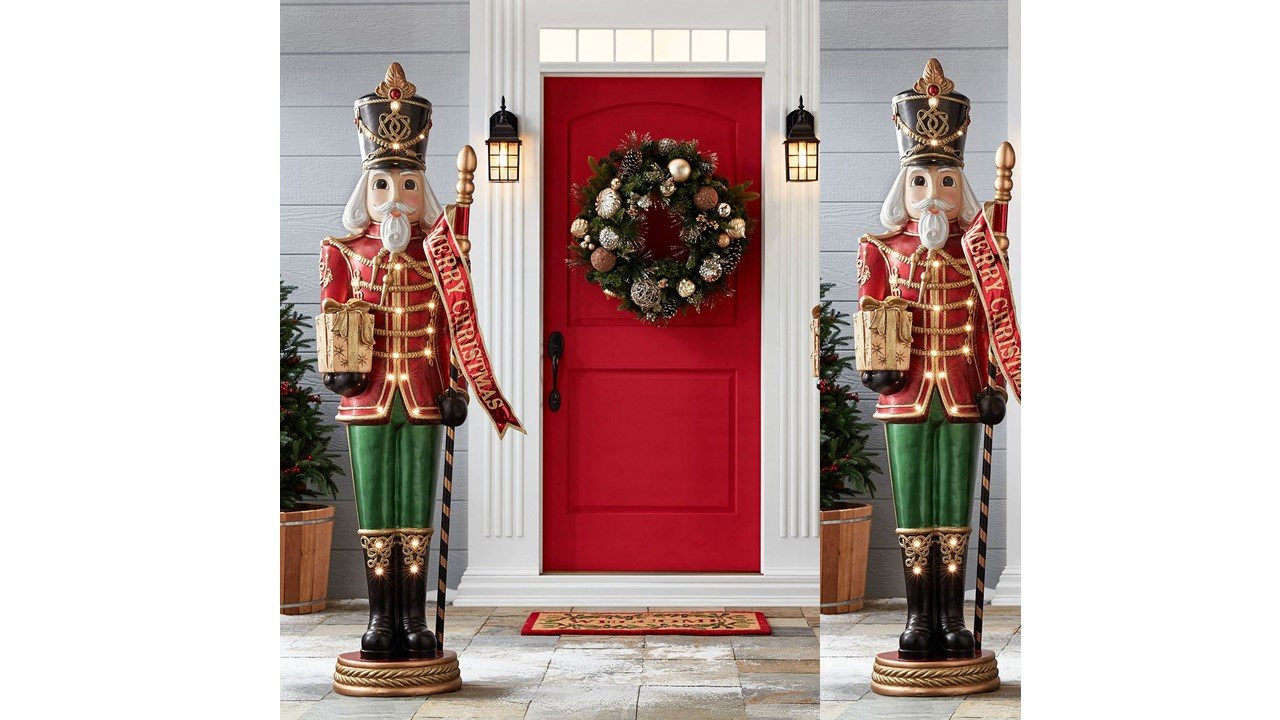 Outdoor Toy Soldier Christmas Decorations
 Outdoor Nutcracker Decoration