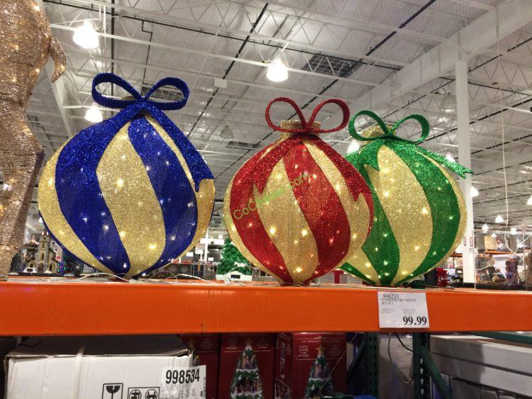 Oversized Outdoor Christmas Ornaments
 October 2016 – CostcoChaser