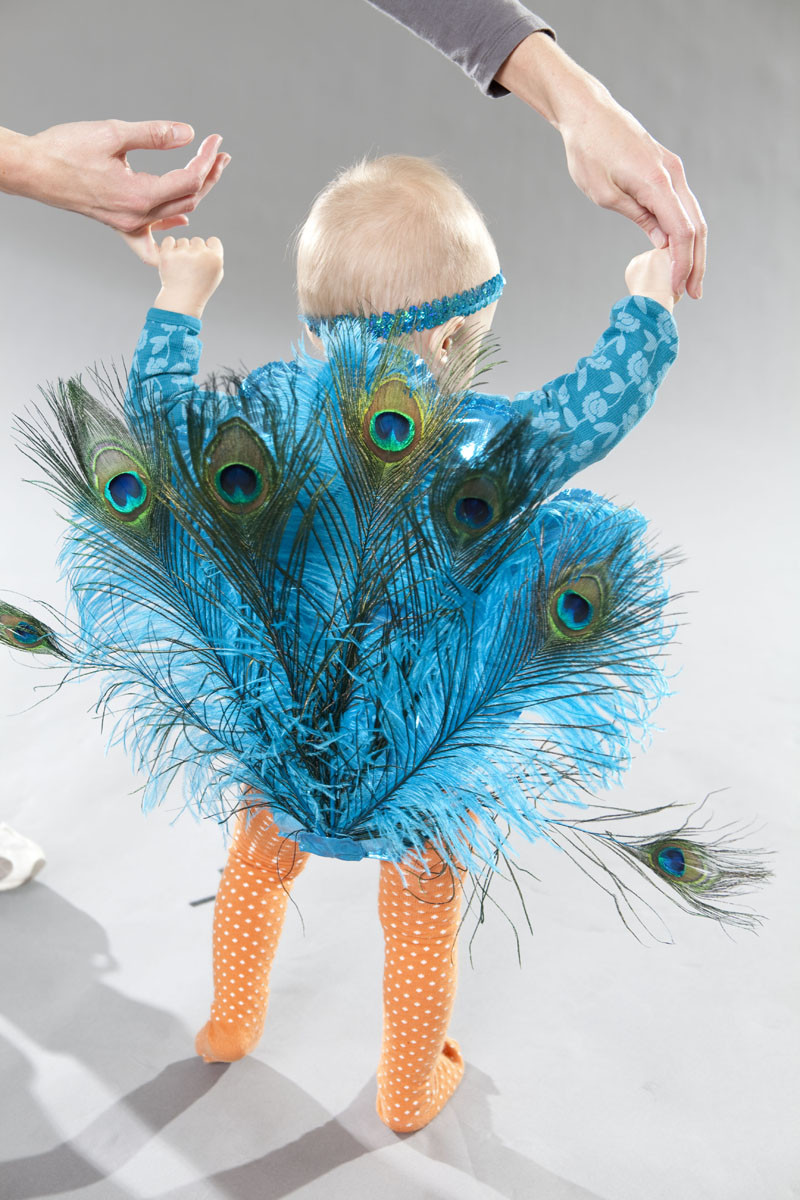Peacock Costume DIY
 SweeterThanSweets Cutest Handmade DIY Kids Halloween