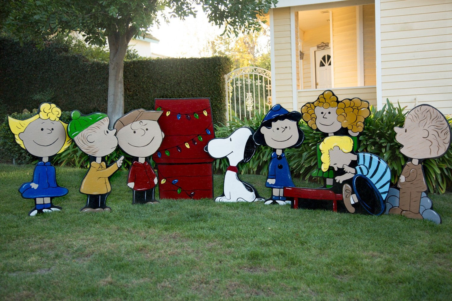 Peanut Outdoor Christmas Decorations
 Charlie Brown Christmas Lawn Decorations