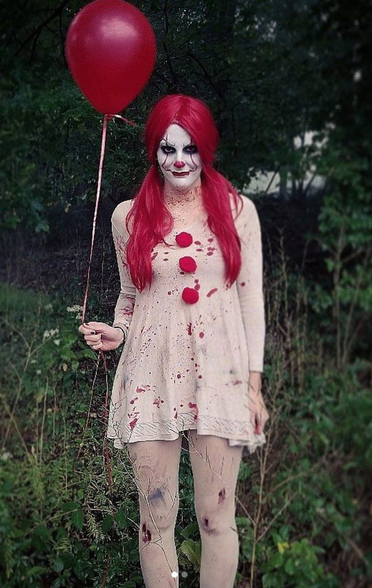 Pennywise Costume DIY
 These Pennywise Halloween Costumes Will Scare the Living