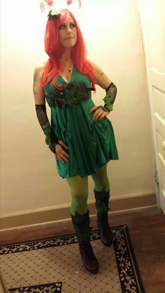 Poison Ivy Costume DIY
 Homemade poison ivy costume Halloween Howlers