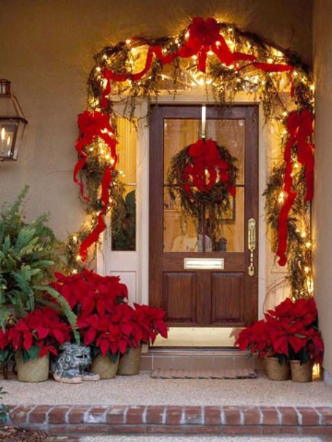 Porch Christmas Decorating
 95 Amazing Outdoor Christmas Decorations DigsDigs