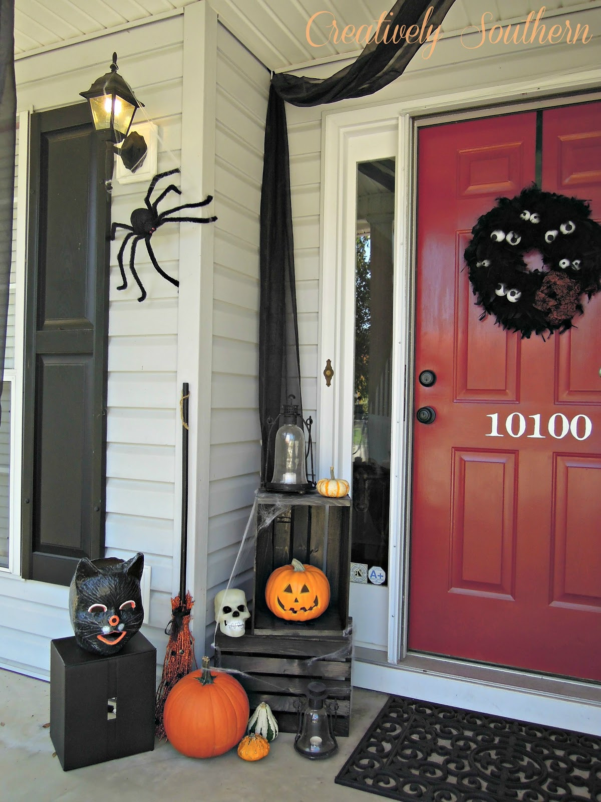 Porch Decorations For Halloween
 Halloween Porch Ideas