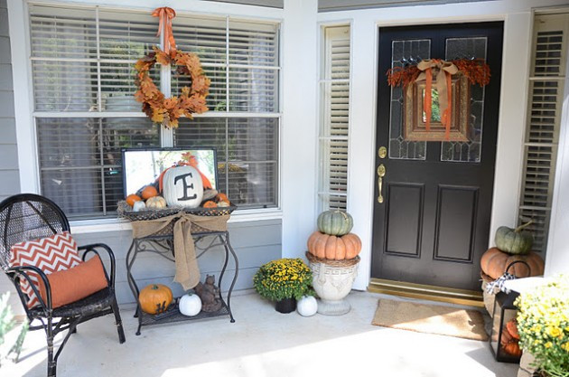 Porch Fall Decorating Ideas
 30 Adorable DIY Fall Porch Ideas