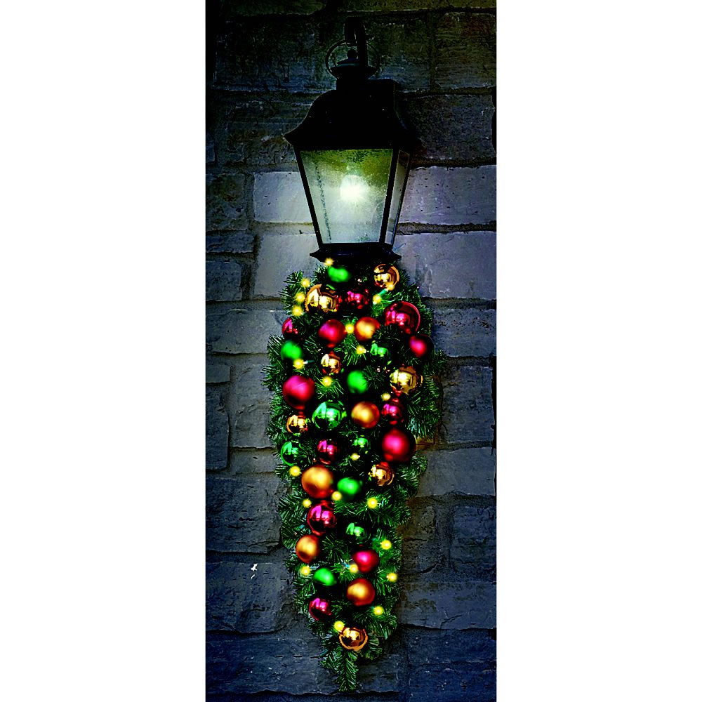 Pre Lit Outdoor Christmas Wreaths
 Cordless Pre Lit 27" CHRISTMAS WREATH Ornaments Holiday