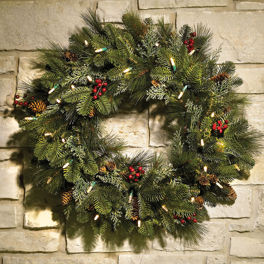 Pre Lit Outdoor Christmas Wreaths
 CHRISTMAS WREATH 24" Cordless PRE LIT DECORATED Indoor
