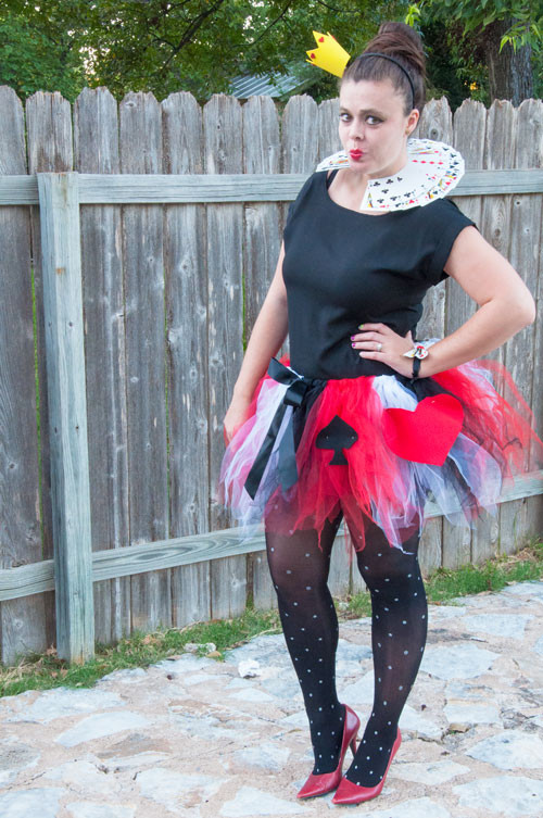 Queen Of Hearts DIY Costume
 Halloween