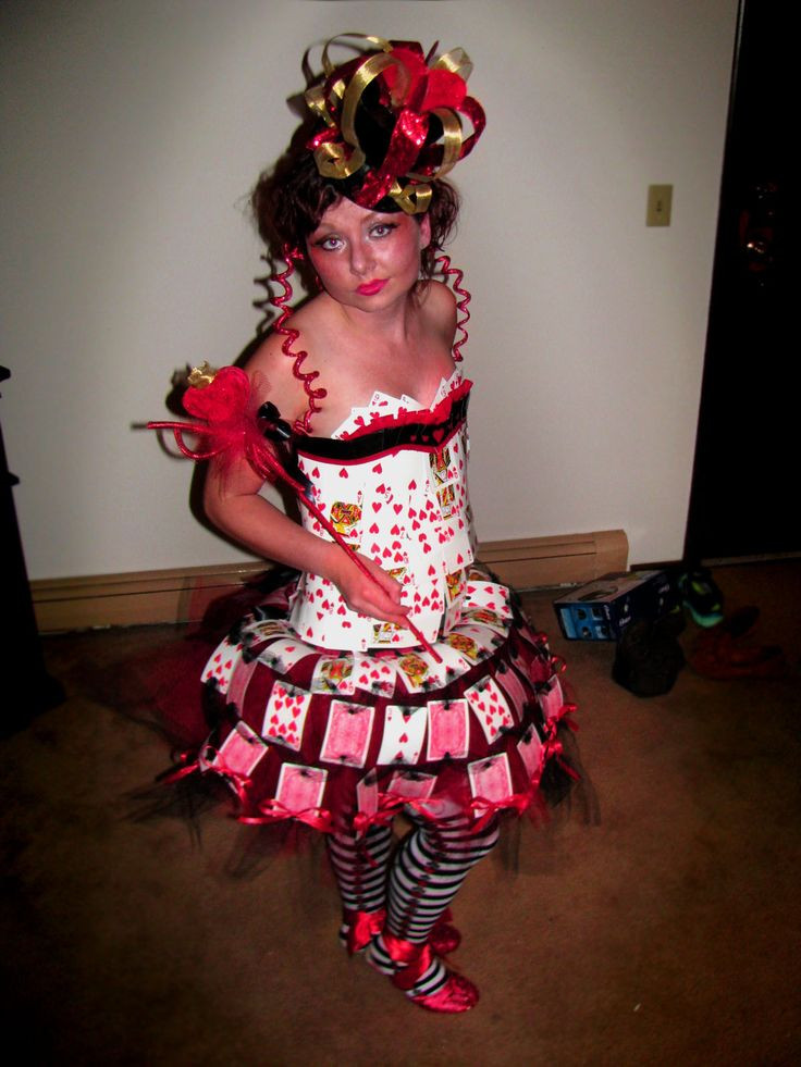 Queen Of Hearts DIY Costume
 DIY Queen of Hearts Costume