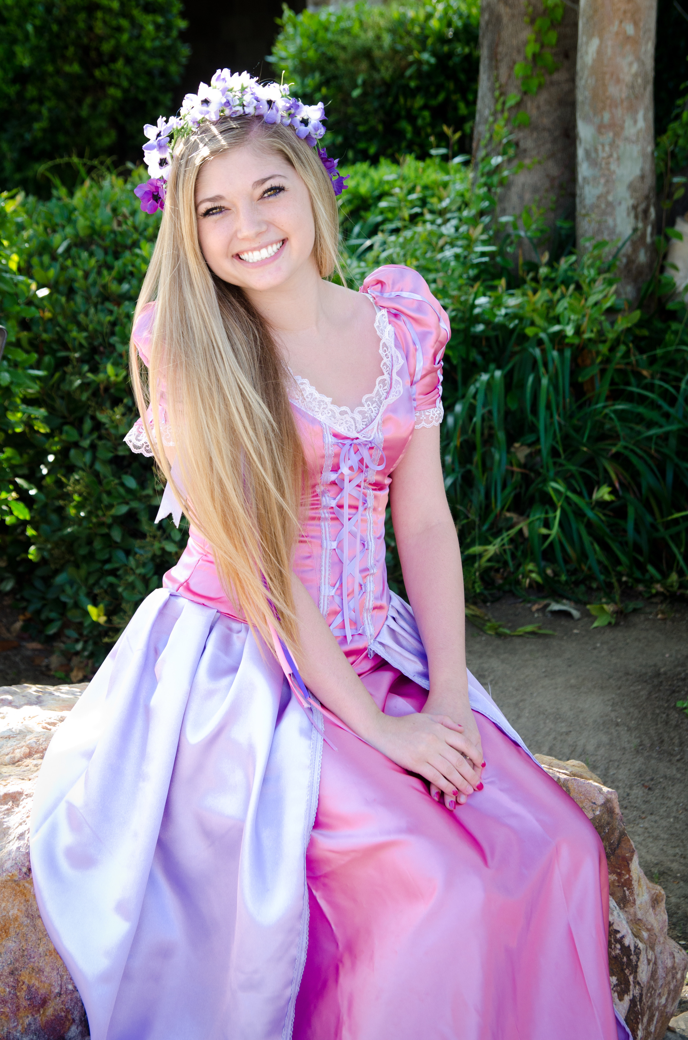 Rapunzel Costume DIY
 301 Moved Permanently