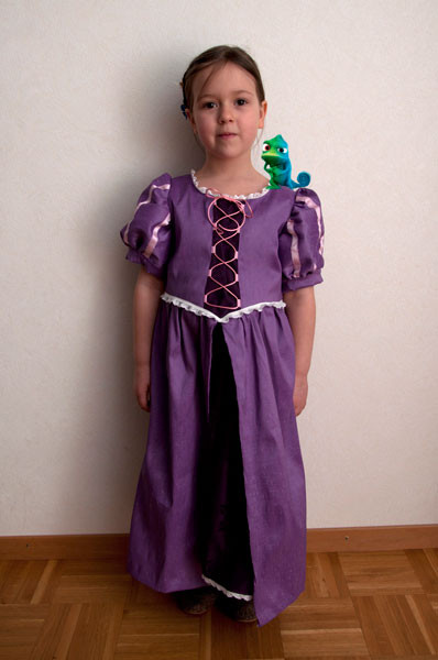 Rapunzel Costume DIY
 20 Free Disney Princess Costume Patterns & Tutorials