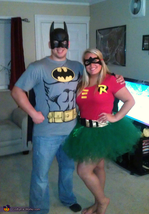 Robin Costume DIY
 Batman and Robin Couple Halloween Costume