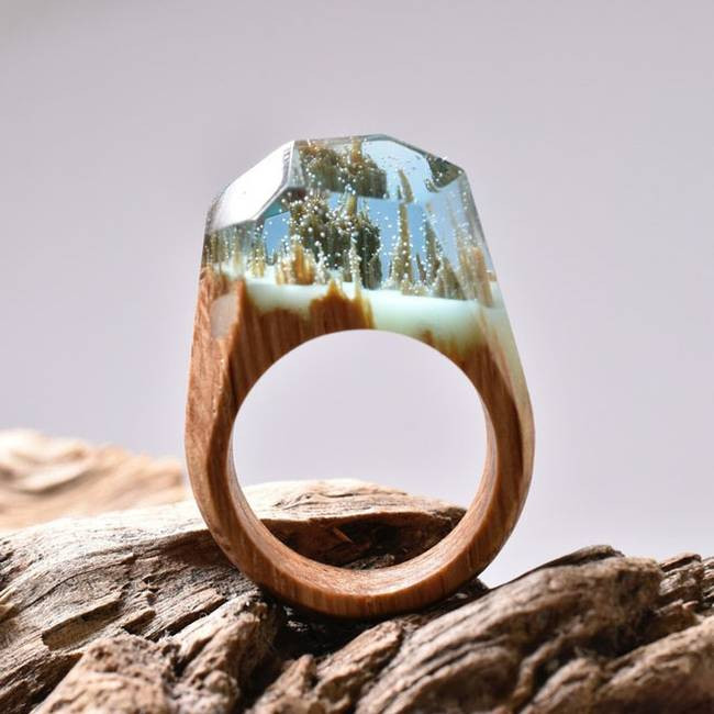 Secret Wood Rings DIY
 Handcrafted wood & resin rings hide magical miniature