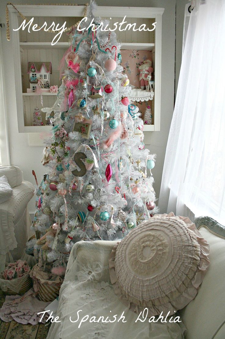 Shabby Chic Christmas Tree
 My white Shabby Chic Christmas tree 2012