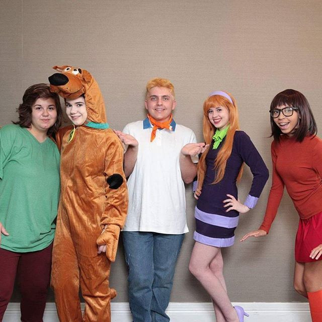 Shaggy Costume DIY
 25 best ideas about Velma costume on Pinterest