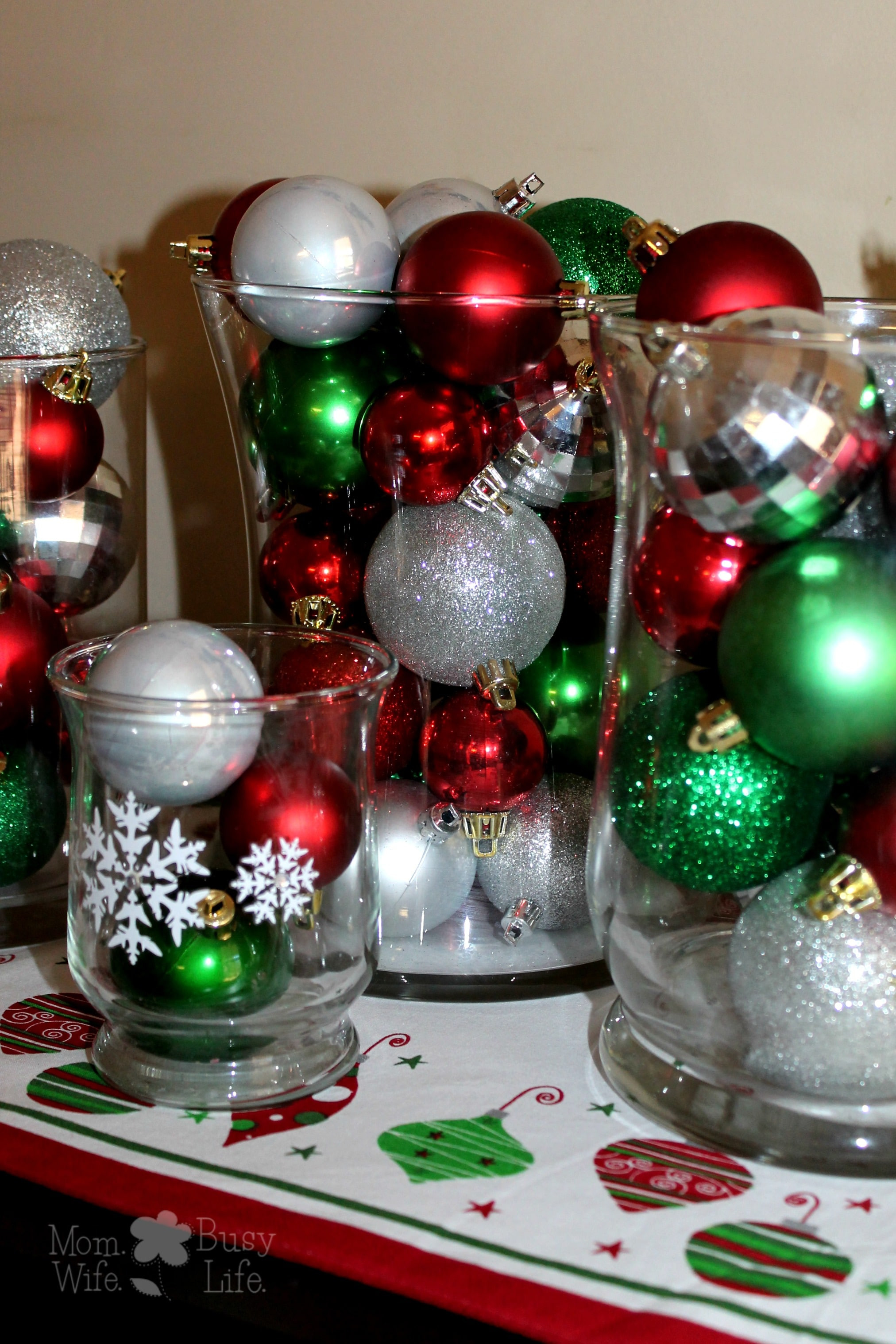 Simple DIY Christmas Decorations
 Quick and Easy Christmas Decorations Mom Wife Busy Life
