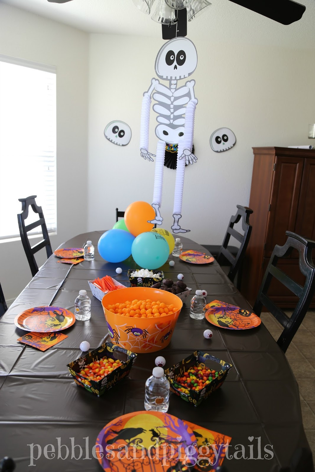 Simple Halloween Party Ideas
 Easy Halloween Party Decorations for Kids