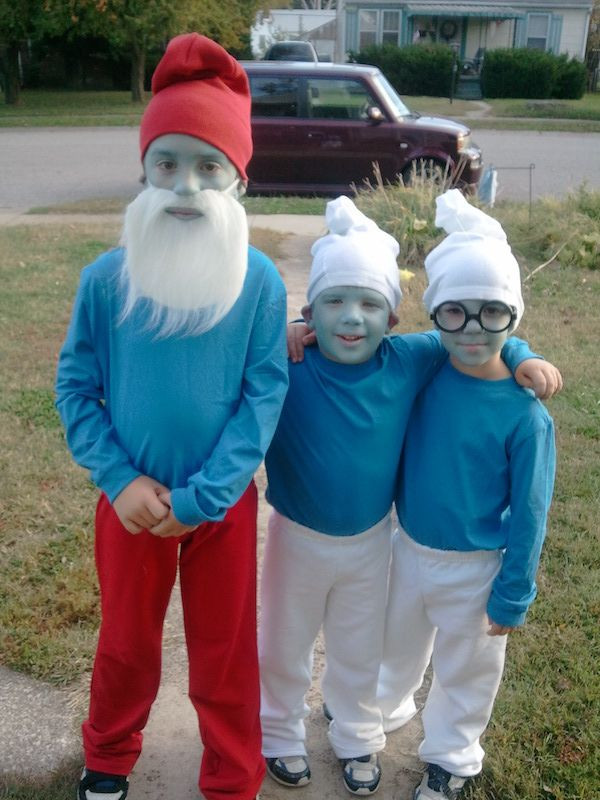 Smurf Costume DIY
 Papa Schlumpf und Schlumpfine