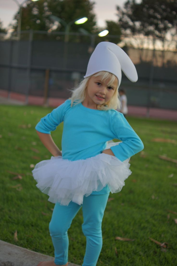 Smurf Costume DIY
 Best 25 Smurf costume ideas on Pinterest