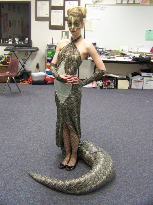 Snake Costume DIY
 jungle book snake costume Kaa Costume