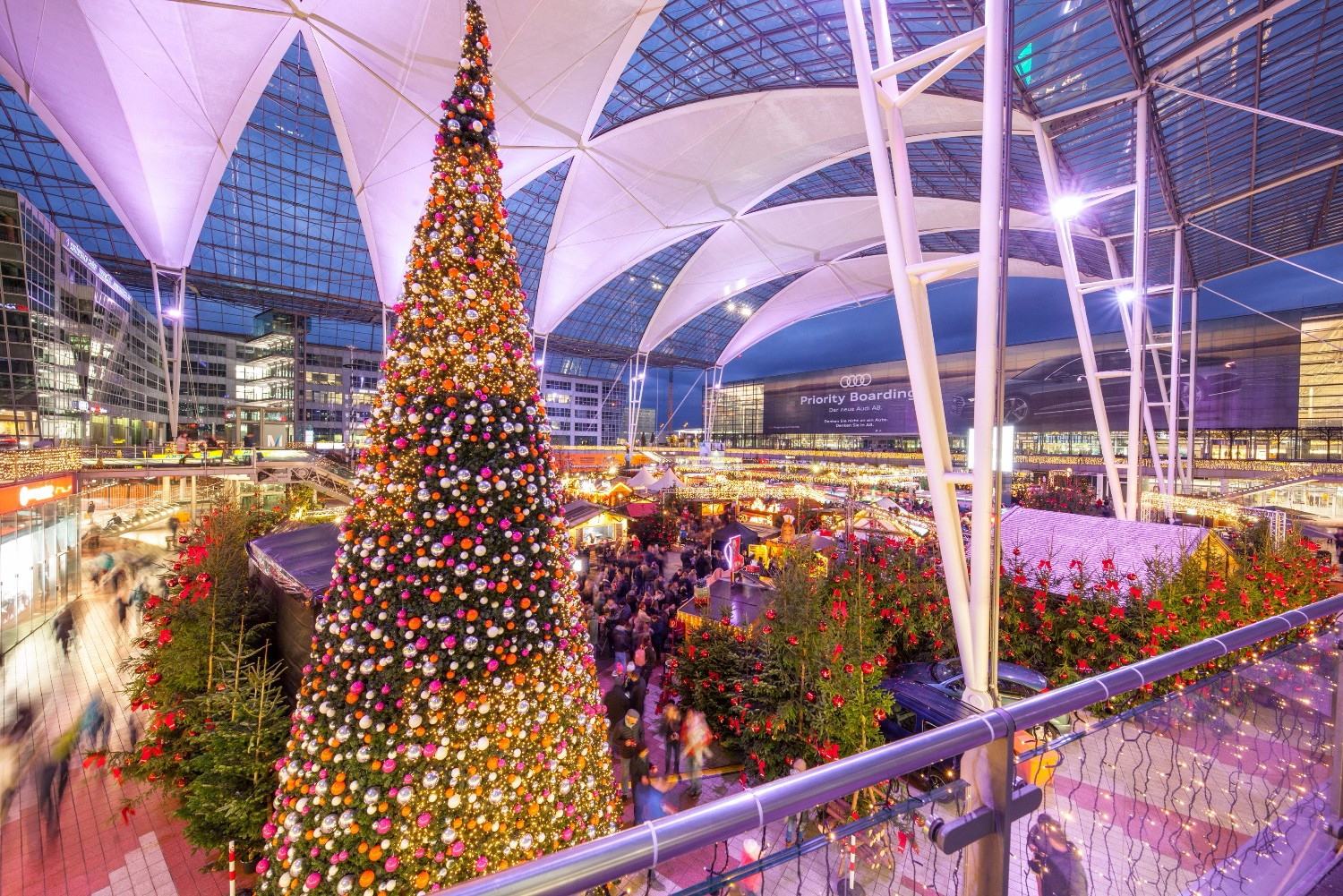 South Gate Christmas Parade
 Munich Airport s Christmas and Winter Market is now open