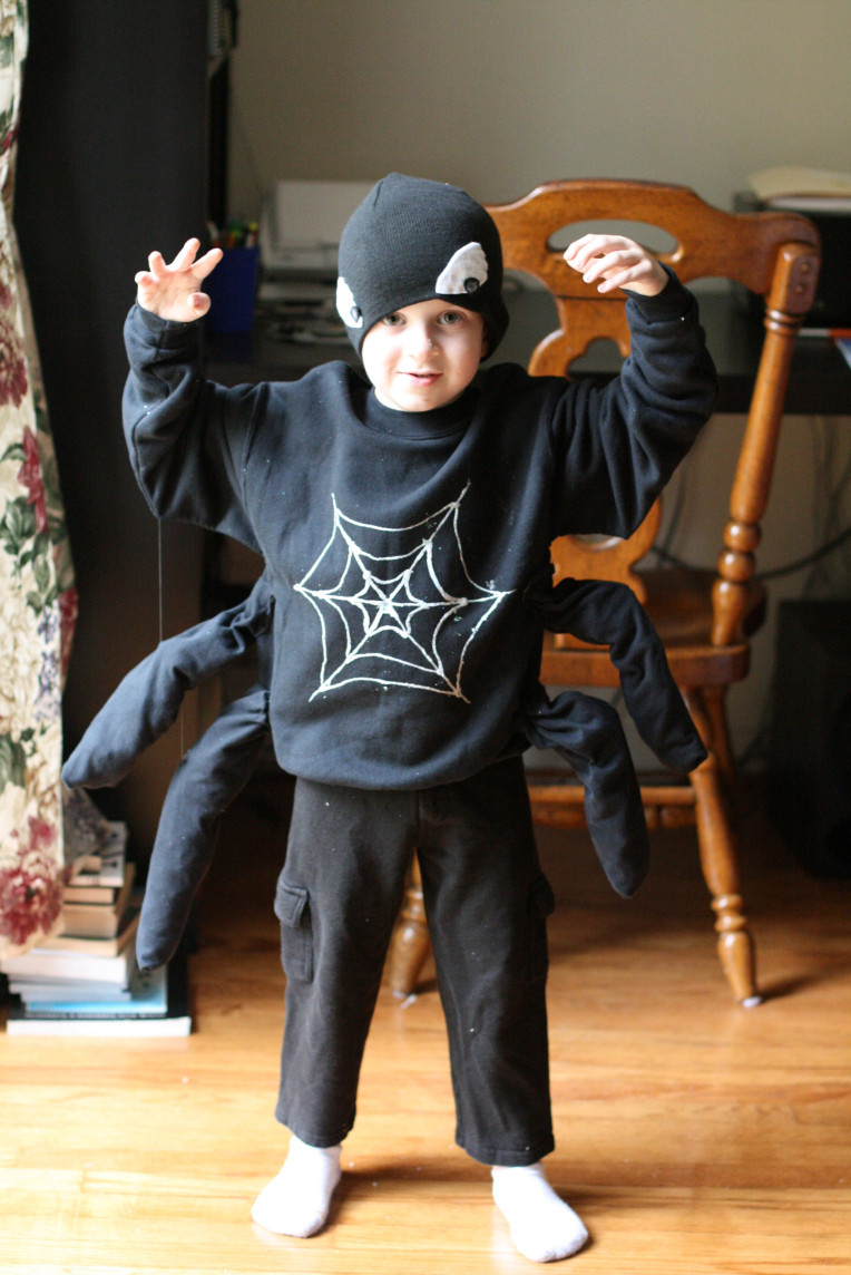 Spider Costume DIY
 October 2011 – Mudlark Tales