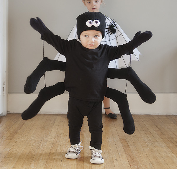 Spider Costume DIY
 easy diy spider and spider web costumes