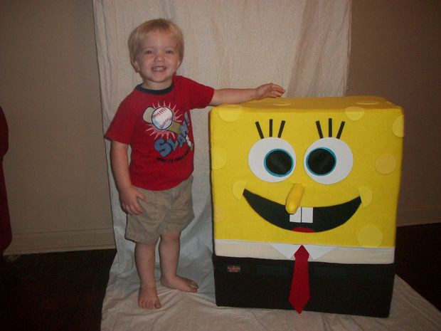 Spongebob Costume DIY
 DIY SpongeBob Squarepants Mascot Halloween Costume 7