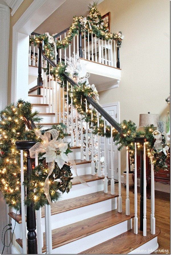 Staircase Christmas Decorating Ideas
 Top Christmas Staircase Garland Christmas Celebration