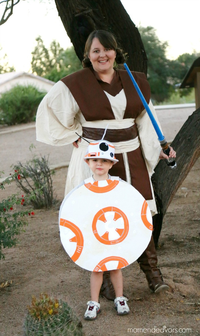 Star Wars DIY Costumes
 DIY Star Wars Family Costumes