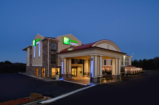 Stone Mountain Christmas Packages
 Holiday Inn Express Stone Mountain