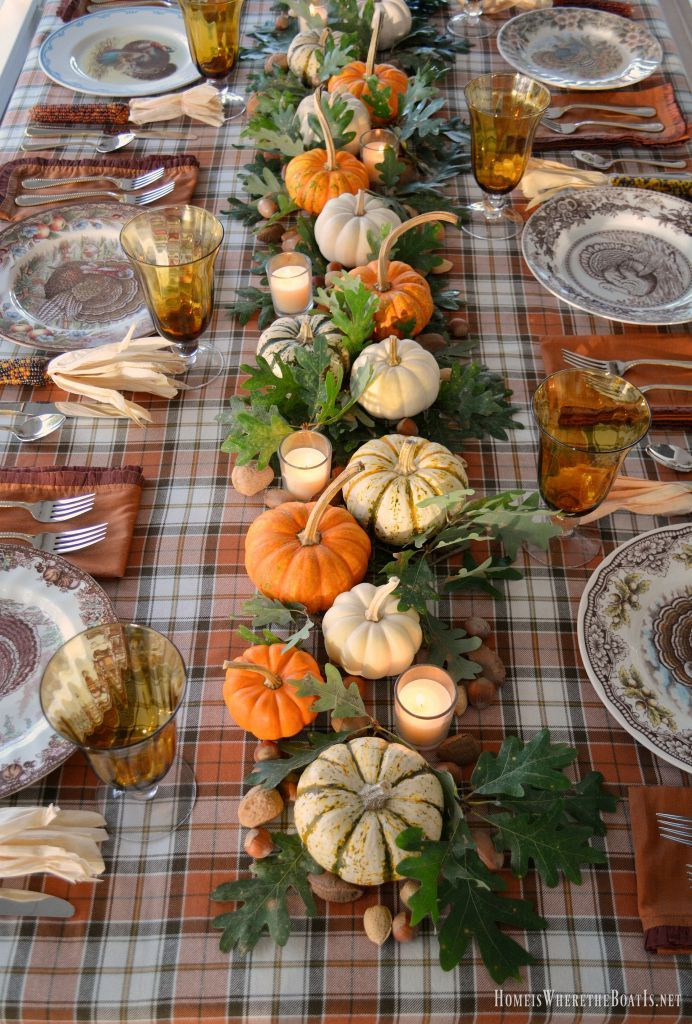 Table Decorations For Thanksgiving
 Best 25 Thanksgiving table ideas on Pinterest