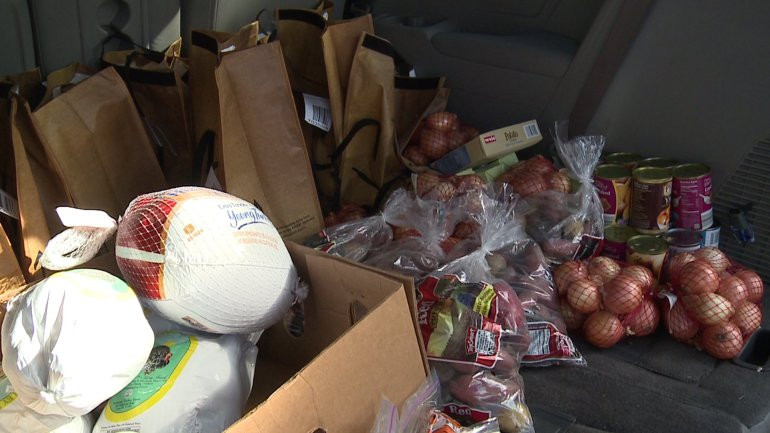 Thanksgiving Food Pantry
 York Food Pantry delivers Thanksgiving dinner to hundreds