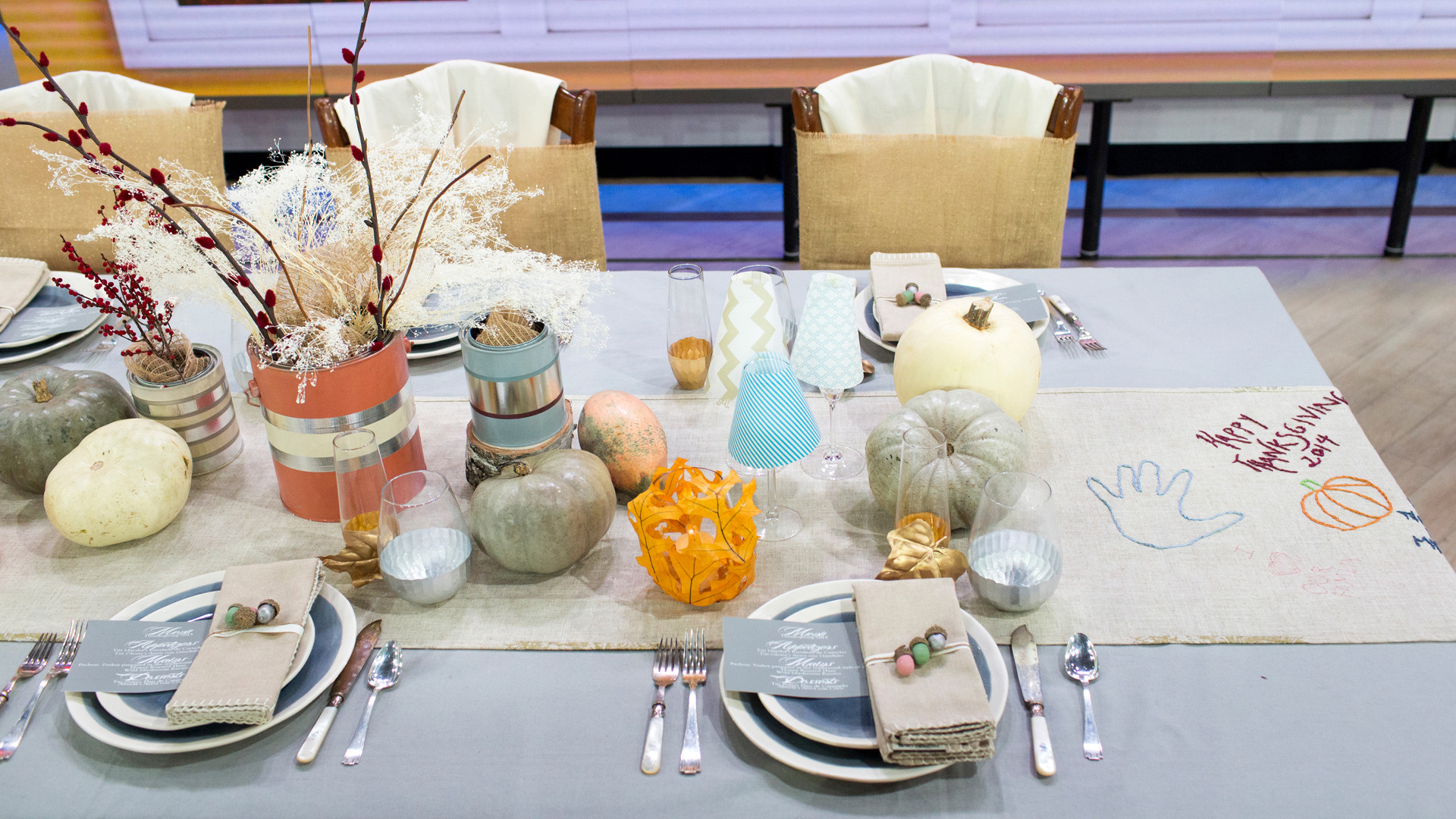 Thanksgiving Home Decor
 Thanksgiving table decor ideas for the adult and kids