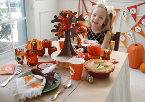 Thanksgiving Kids Table
 Thanksgiving Crafts For Kids Table Decoration Ideas
