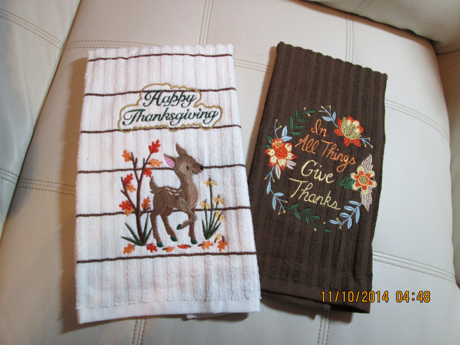 Thanksgiving Kitchen Towels
 Thanksgiving embroidered kitchen towels set