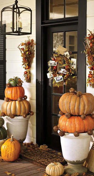 Thanksgiving Porch Decorations
 15 Thanksgiving Front Porch Decorating Ideas Shelterness
