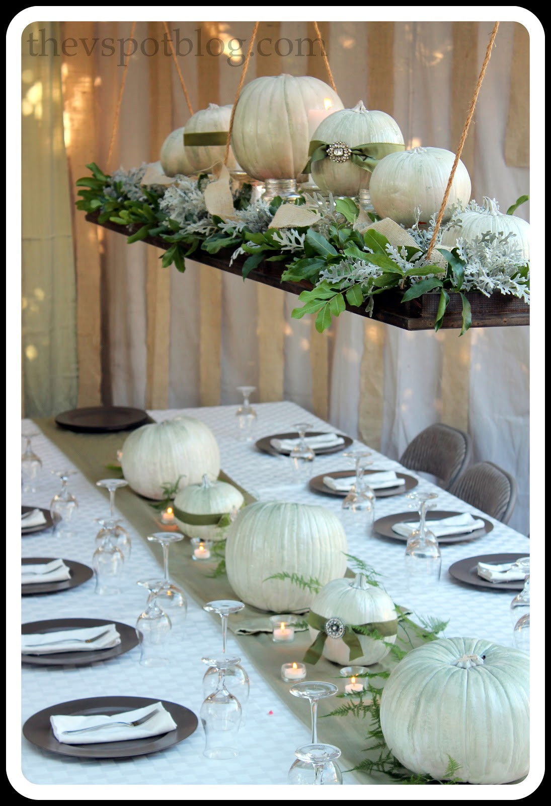 Thanksgiving Table Decorating Ideas
 Thanksgiving Wrap Up Dinner Decor and the Thanksgiving