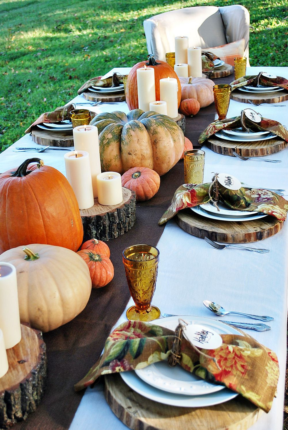 Thanksgiving Table Favors
 15 Outdoor Thanksgiving Table Settings for Dining Alfresco