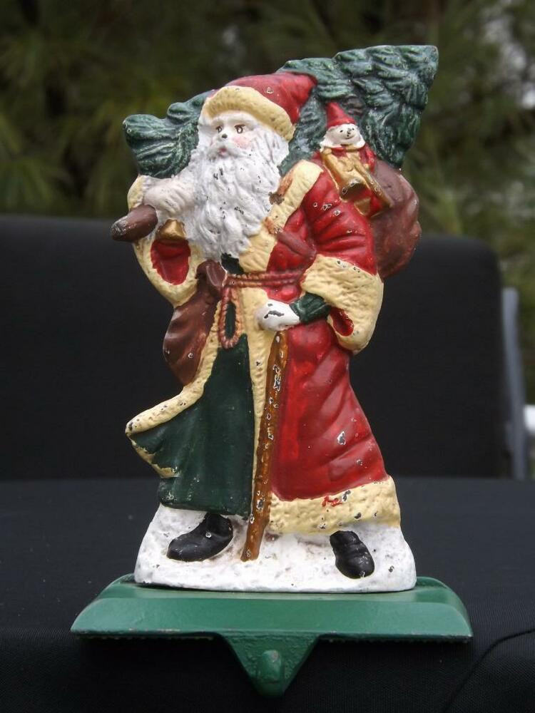 The Rooftop Christmas Tree Cast
 Cast Iron Old World Santa w Christmas Tree & Gifts