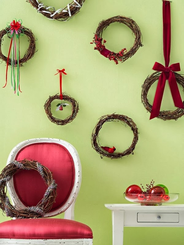 Wall Christmas Decor
 Christmas wall decoration ideas – nice and easy family